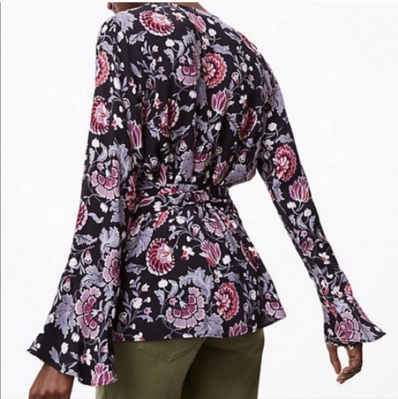 💚5/$25 LOFT Black Dahlia Garden Kimono Wrap Fluted Sleeve Blouse Floral Medium - Picture 2 of 7